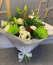 Load image into Gallery viewer, Hand Tied Bouquet - White Christmas