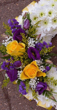 Load image into Gallery viewer, Wreaths prices from
